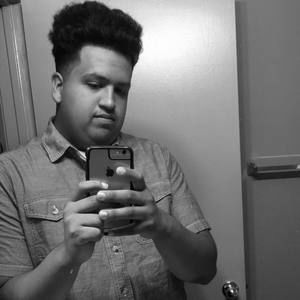 Meet your Posher, Ulises